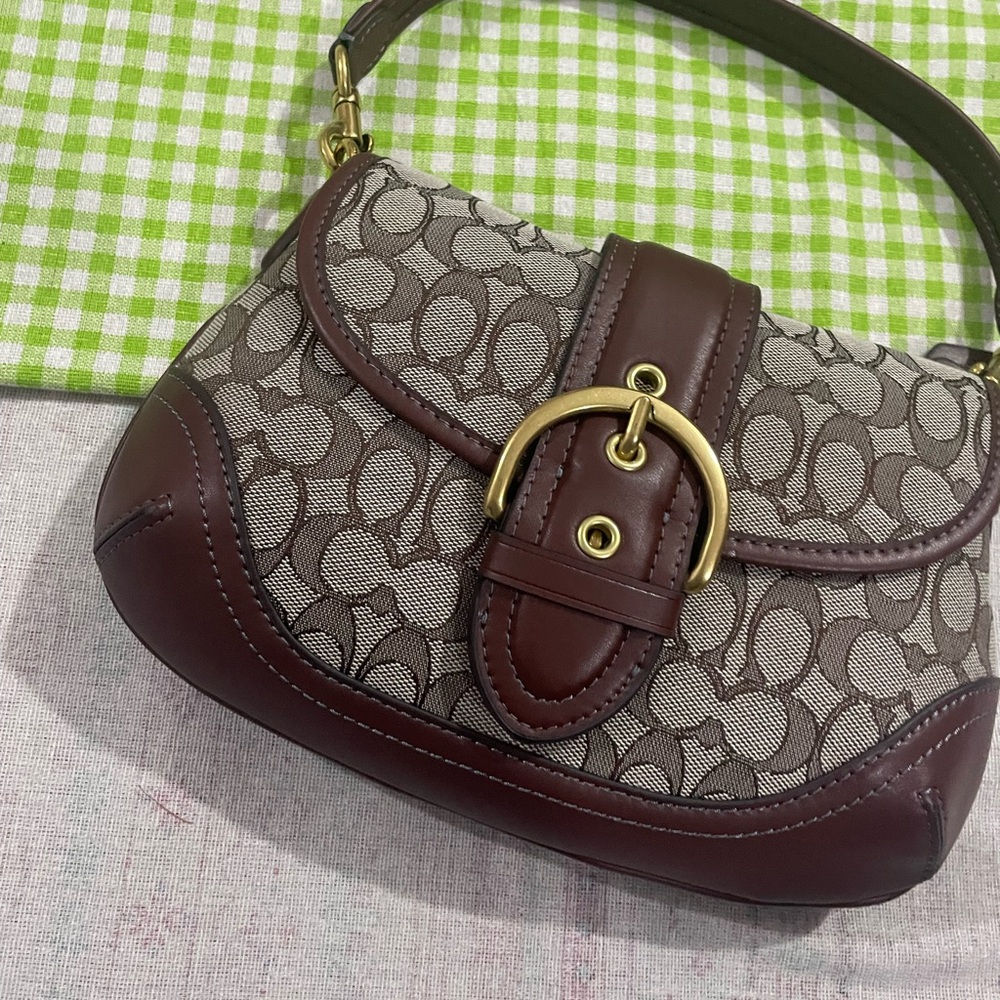 Coach Brown Signature Canvas Shoulder Bag with Gold Buckle - Picture 5 of 11